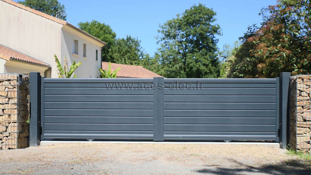 Installation Portail coulissant 4m contemporain motorisé