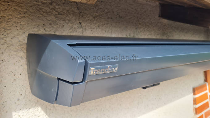 Revendeur de Store banne electrique Eurocom store & Marquise pour se protéger du soleil